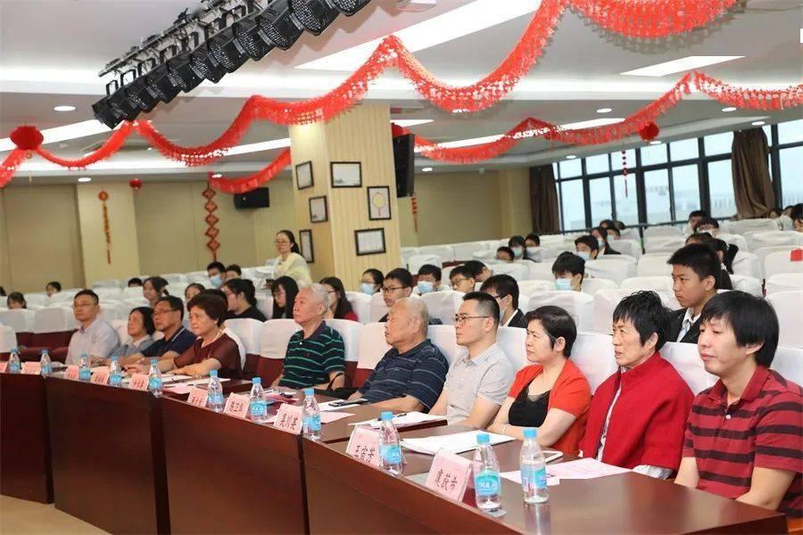 市政协九届三次会议提案委员会第一次全体会议召开